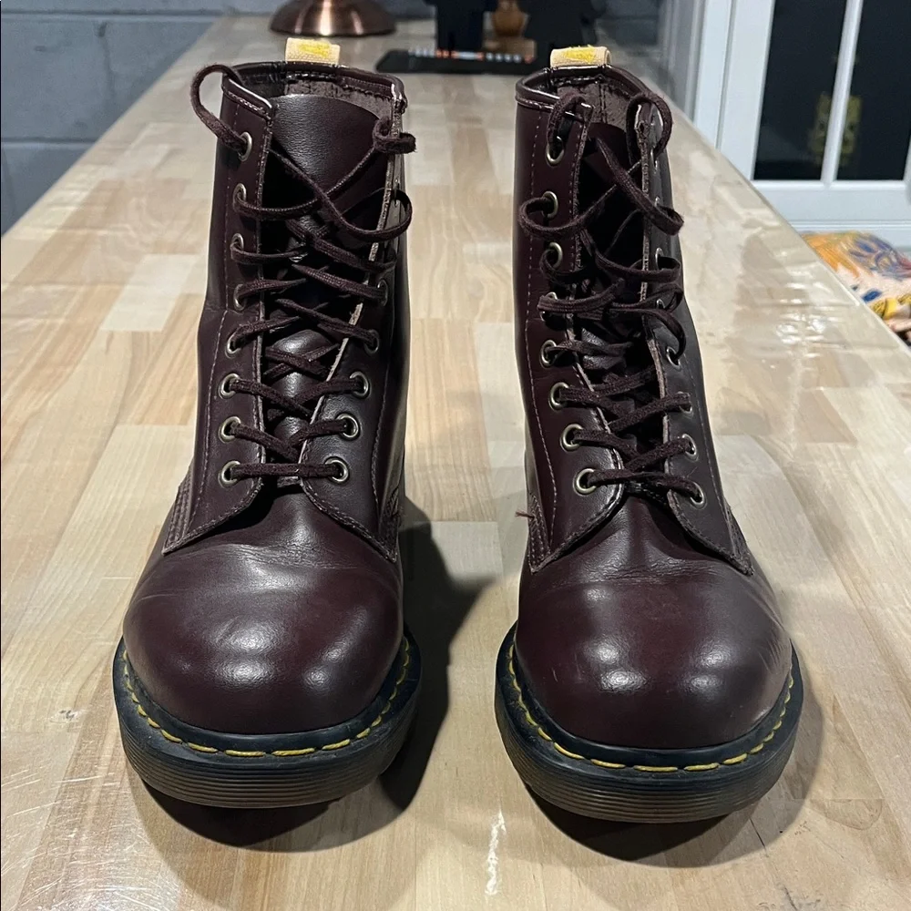 Dr‎ Martens Burgundy Lace-Up Boots burgandy cherry red Crazy Horse men’s size 10